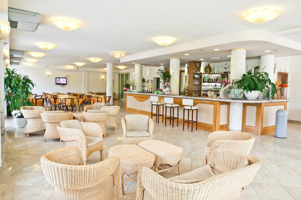 Hotel Adria Beach Club Cesenatico Exterior foto